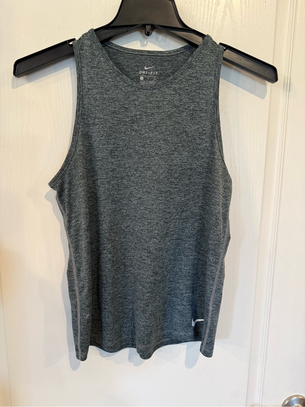 Nike Womens heathered grey DriFIT athletic activewear gym workout tank top small